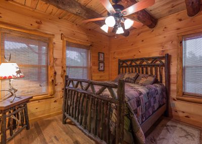 Bedroom 1 1 Clear Sky Ridge Cabin Rentals Near Wolf Pen Gap In Mena Arkansas 1