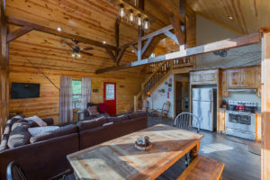 Dining And Kitchen 1 Hideaway At Clear Sky Ridge Cabin Rentals Near Wolf Pen Gap In Mena Arkansas
