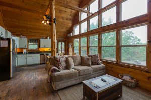 Living Room 1 Clear Sky Ridge Cabin Rentals Near Wolf Pen Gap In Mena Arkansas